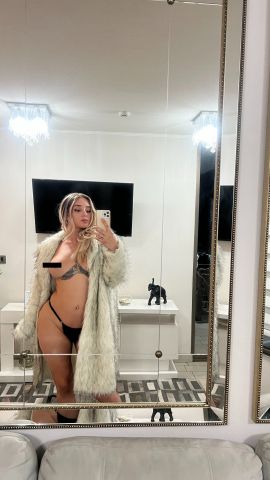 Jade T