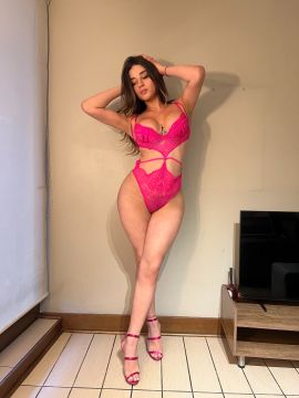 Jade T