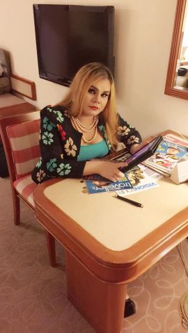 Stephanie Joey 