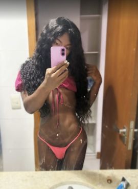 Bruna bombom sexy
