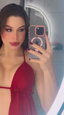 Emilly Dias