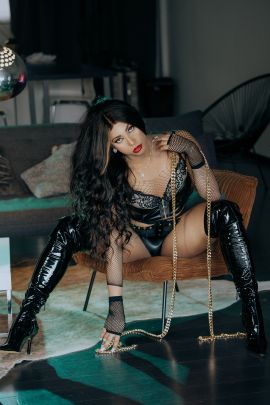 Nicolly Lins