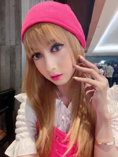 Escorts Trans Emma Frederica in Jakarta