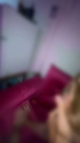 Evee Hot