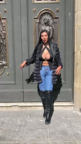 Lorena Flores Vallejos