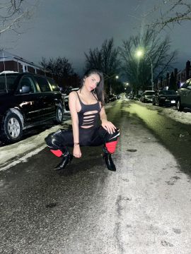 Zora Diamond