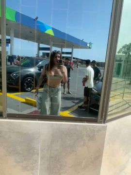 ANAHI TOP