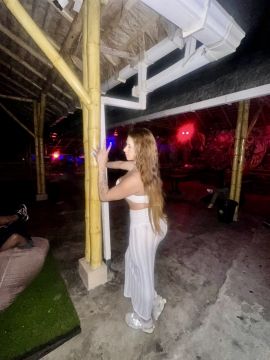 ANAHI TOP