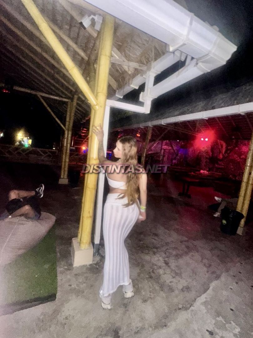 ANAHI TOP