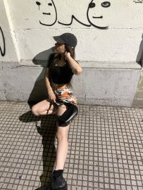 Mia Es