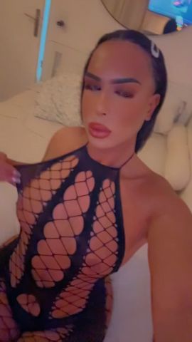 Inaaya