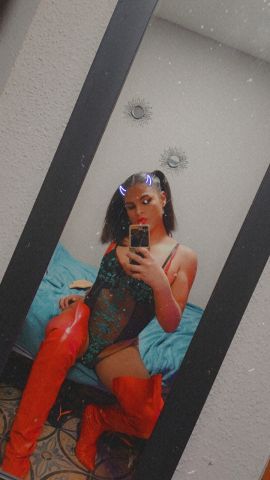 Chanel Oberlin
